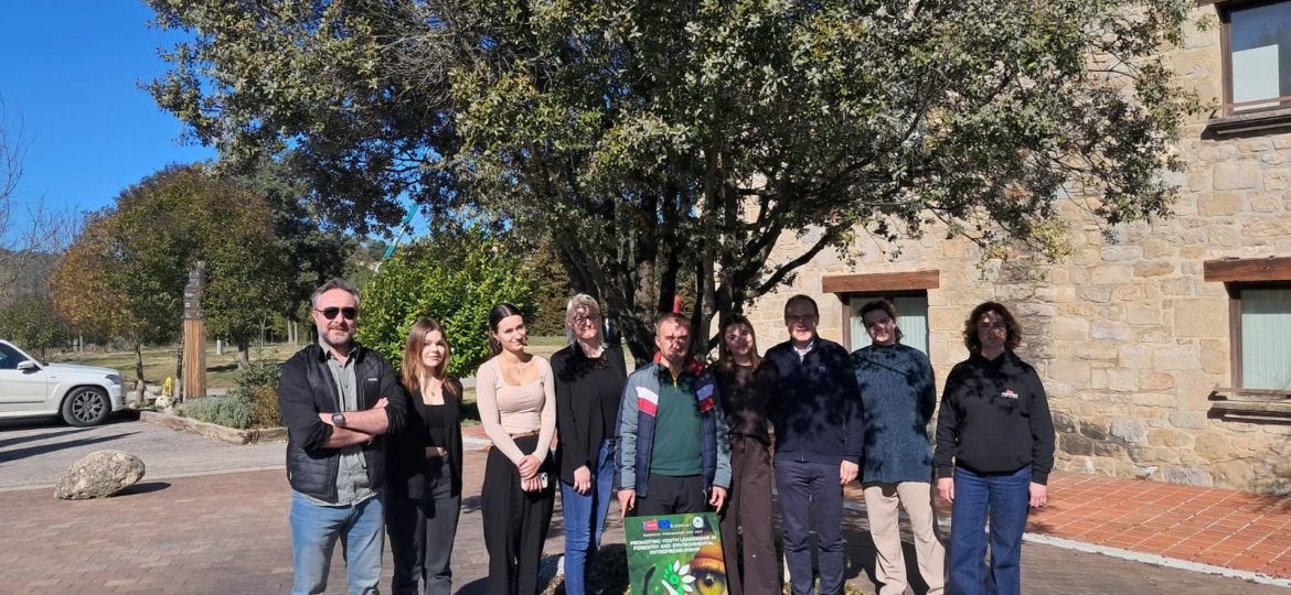 c8c3cbf5-94fe-4852-a549-9595f14cc7f6