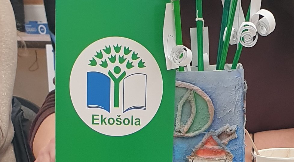 EŠ_zastava
